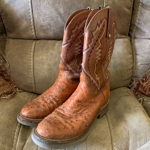 Luchesse ostrich boots